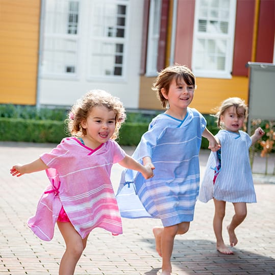 KipKep Blenker Poncho muslin